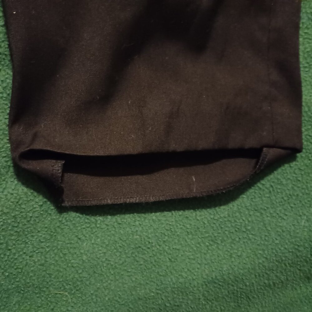 44 x 30 black pants - Picture 4 of 7